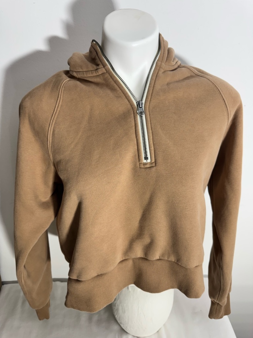 Vuori Women's Half-Zip Sweatshirt in Tan
